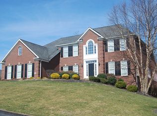 1022 Lakeside Dr, Mc Donald, PA 15057