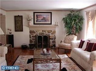1024 Robin Dr, West Chester, PA 19382
