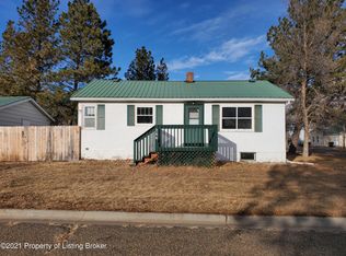 288 3rd St NE, Beach, ND 58621