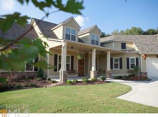 210 Berry Hill Ln, Tyrone, GA 30290