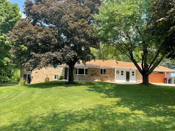 3433 Clifford DRIVE, Hartford, WI 53027