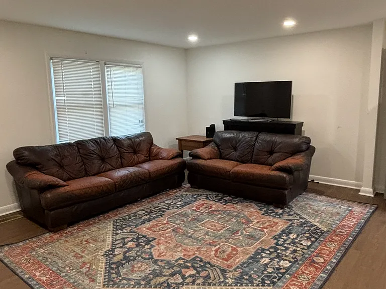 195 Herman St — Photo 7