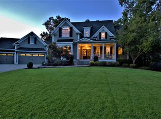215 Highgrove Dr, Fayetteville, GA 30215