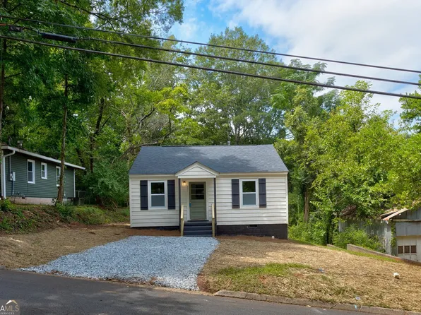 331 N 17th St, Griffin, GA 30223