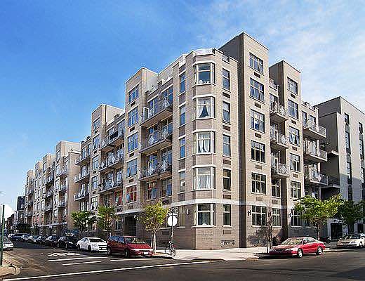 2nd image of 156 Hope St APT 5G