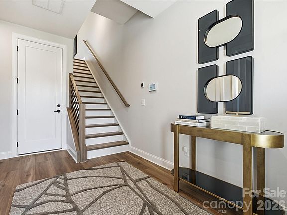 4th image of 5107 Hoptree St