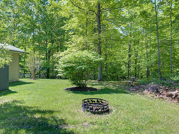 3rd image of 8134 Ruttan Rd NW
