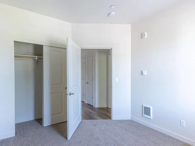 Silverplace Apartment Homes — Photo 6
