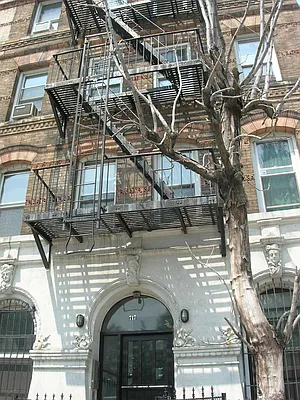 Rented by Blana LLC | media 40