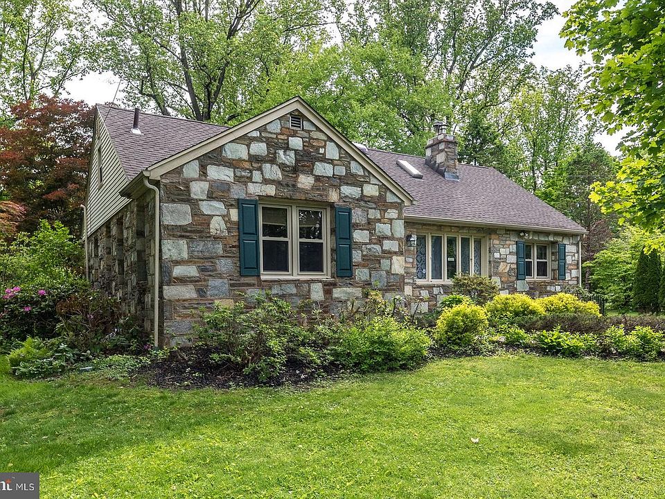 1st image of 534 Pinney Rd