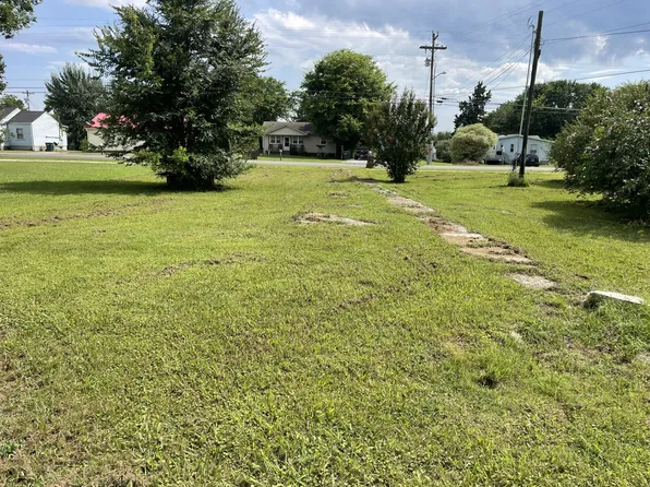 1063 Bluebird Rd, Lebanon, TN 37087
