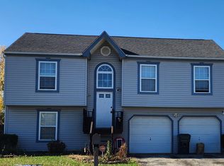 3203 Retriever Rd, Columbus, OH 43232