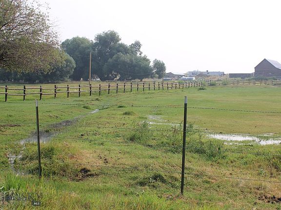 4th image of East Ave