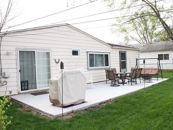 3rd image of 3625 Jo Ann Ln