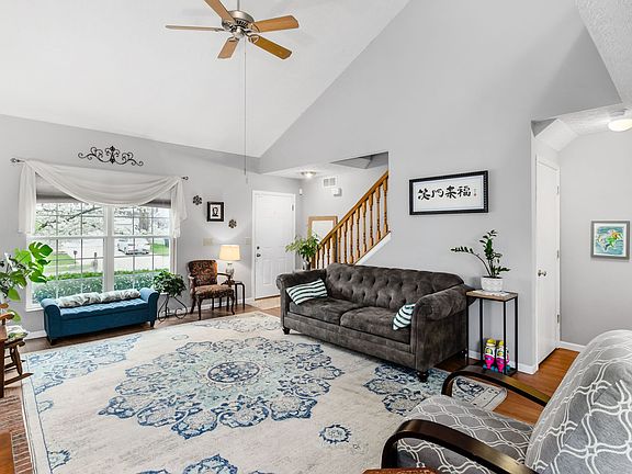 3rd image of 8371 Old Ivory Way