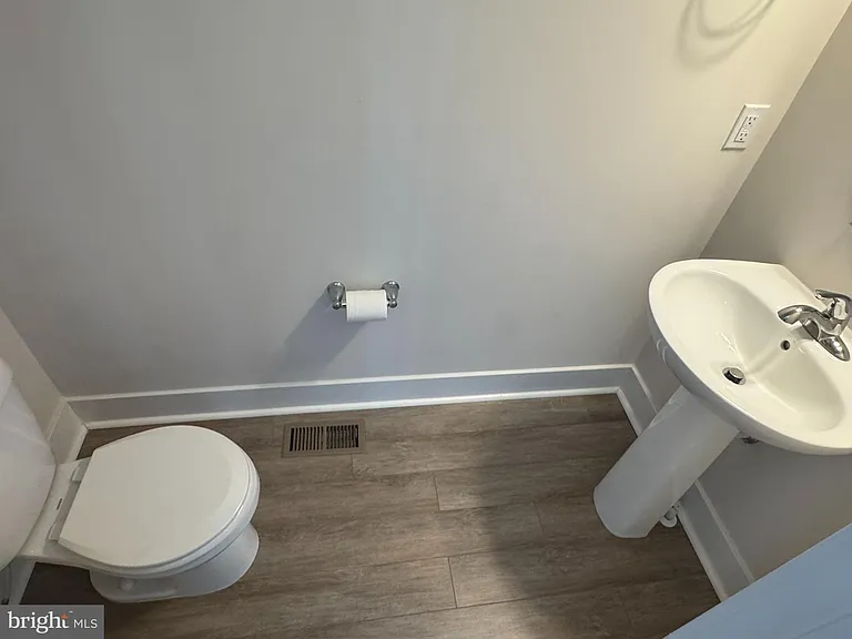 213 Pomegranate Ln — Photo 10