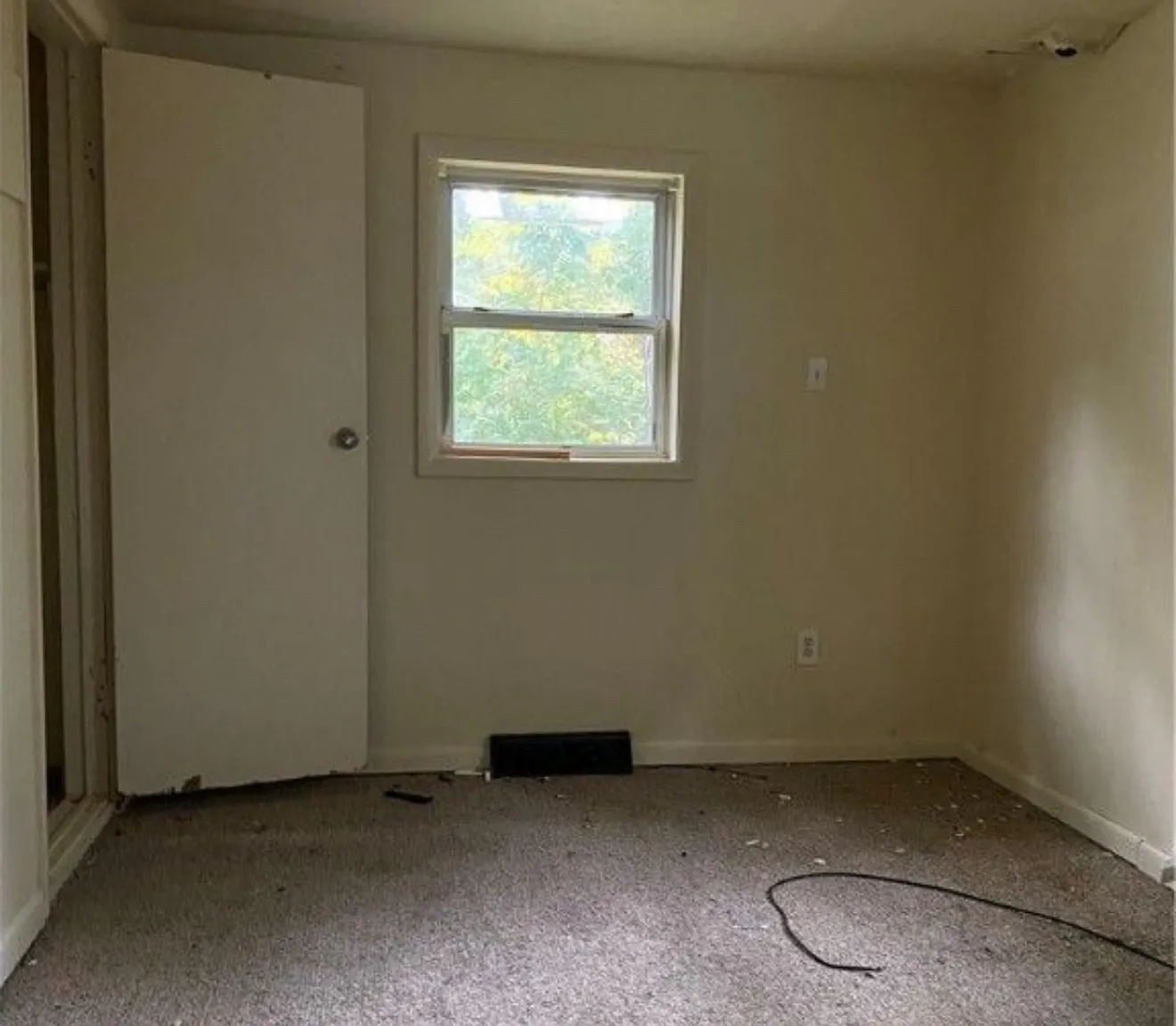 529 Parsells Ave — Photo 3