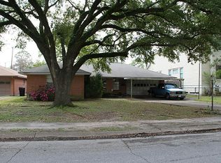 6203 Hurst St, Houston, TX 77008
