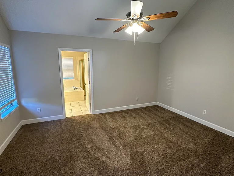 5035 Mint Hill Ct — Photo 12