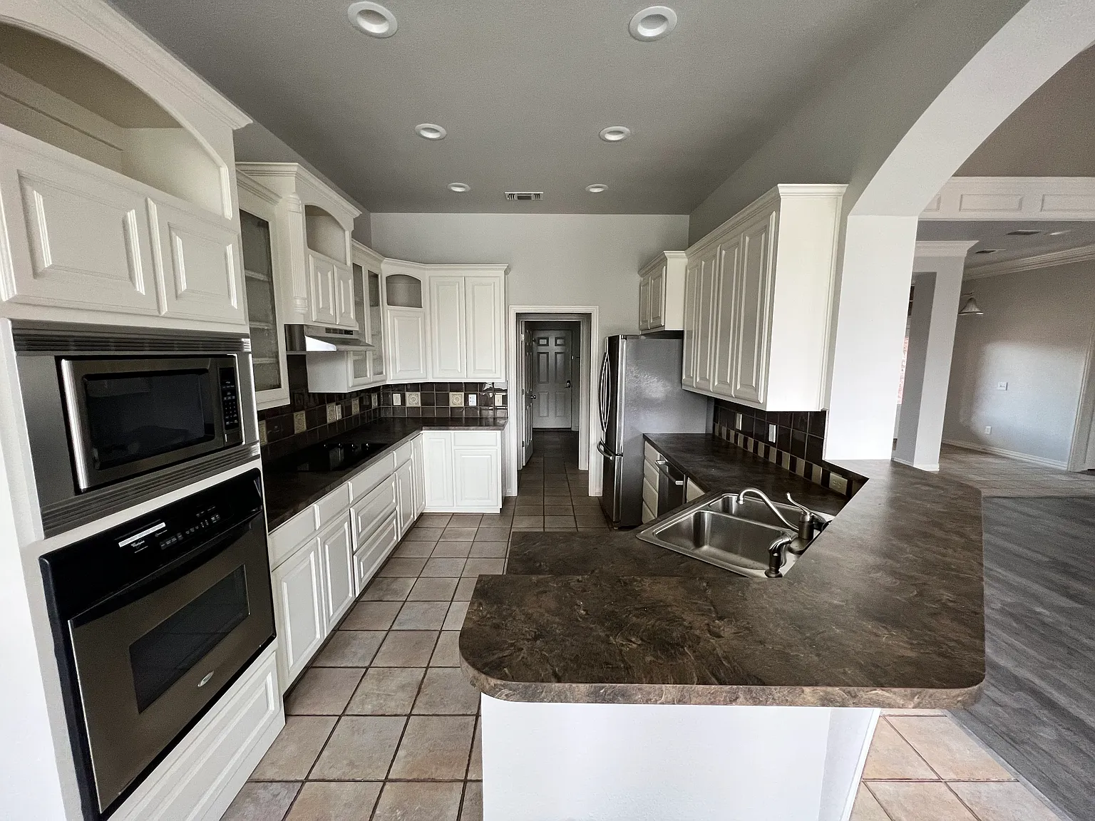 Silver Crest Dr, Wichita Falls — Photo 4
