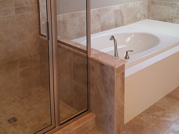 5th image of 22820 Country Club Dr