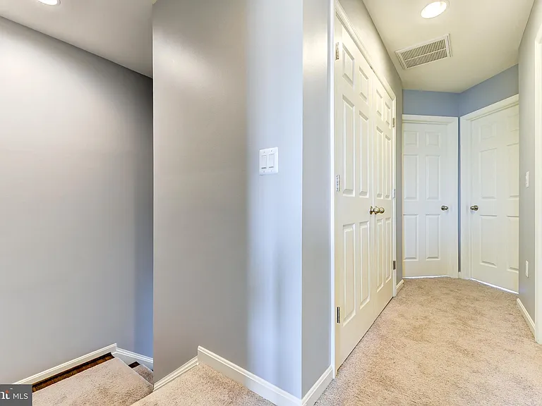 44104 Turf Field Sq — Photo 16