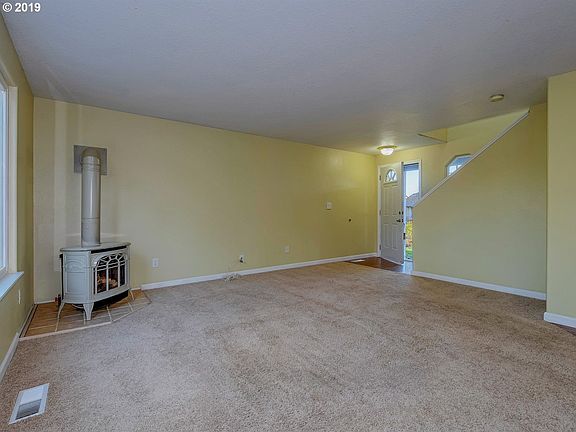 5th image of 15700 NE 93rd St