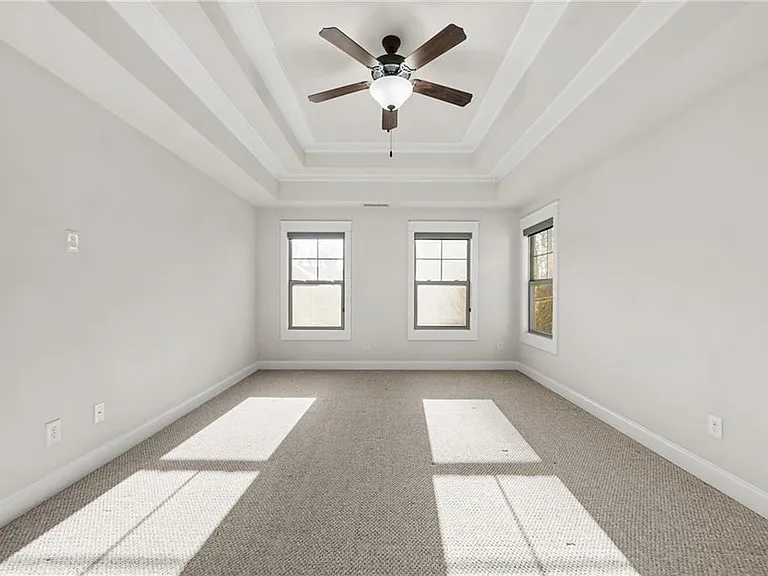 2439 Muirfield Pl — Photo 22