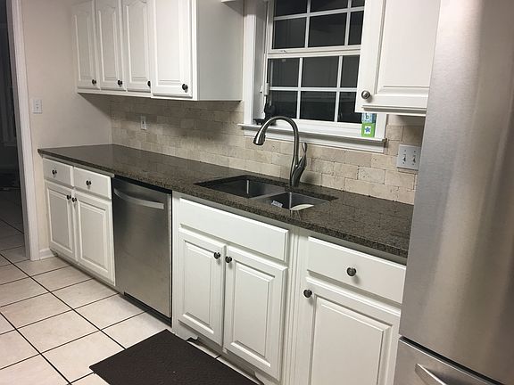 2nd image of 44 Tiffany Nicole Ln