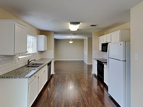 4th image of 728 Partridge Dr