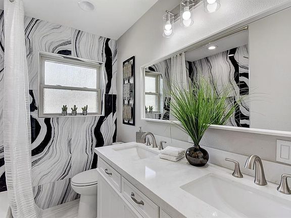4th image of 5111 Brookdale Ln