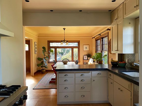 3rd image of 3248 Whalley Pl W