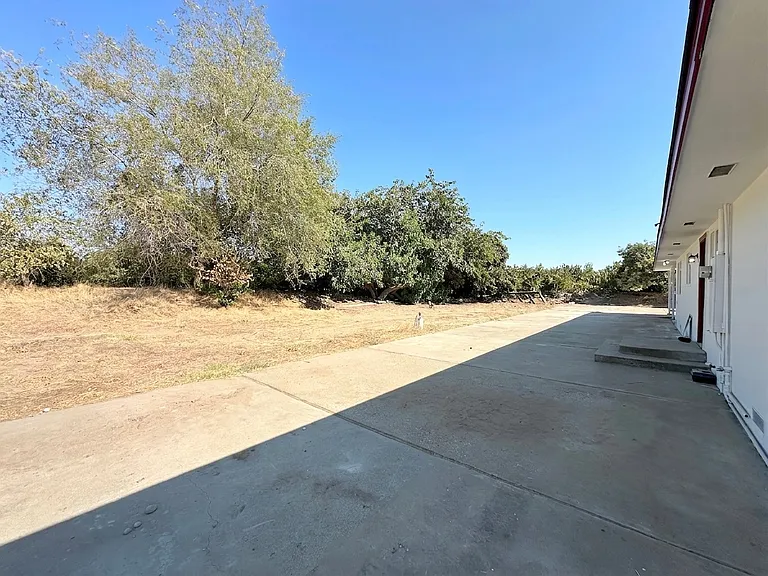 15050 Cottage Ave — Photo 27