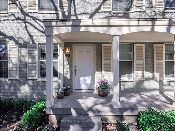 3rd image of 4736 Bradford Dr #4736C