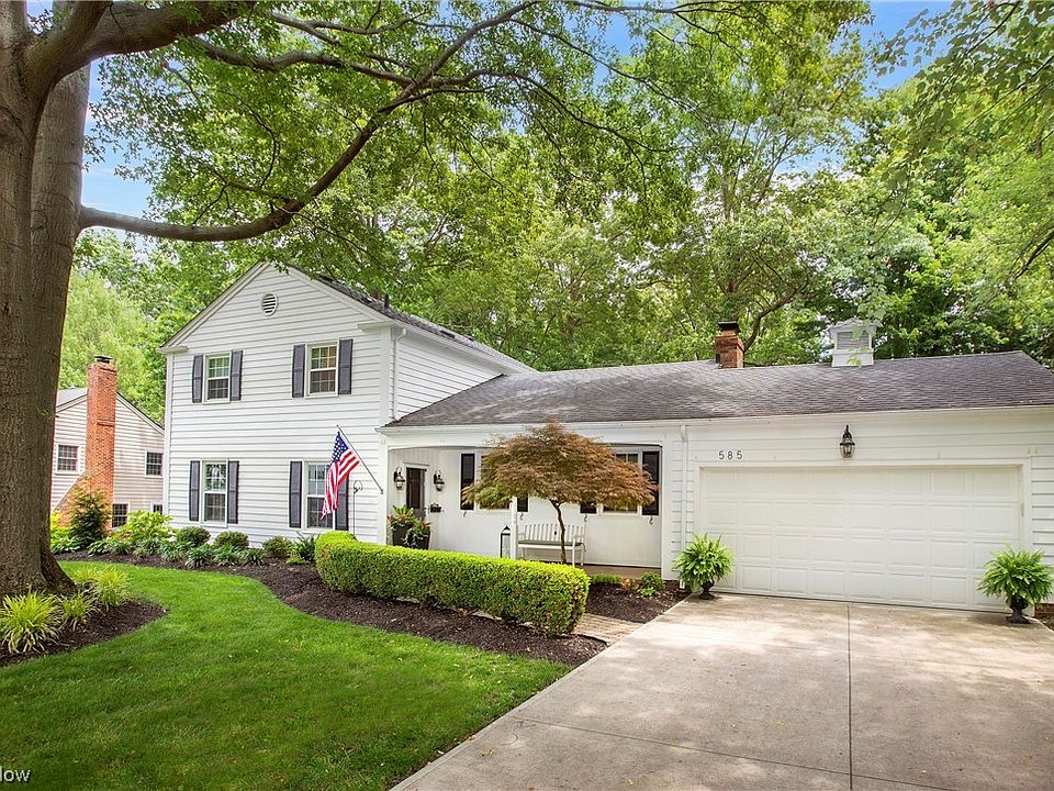1st image of 585 Yarmouth Ln