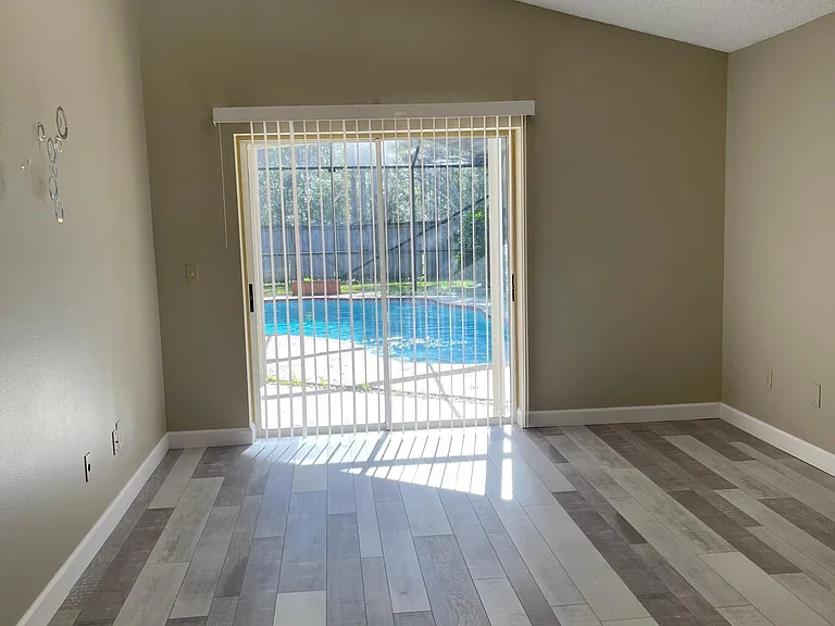 9303 Rockrose Dr — Photo 20