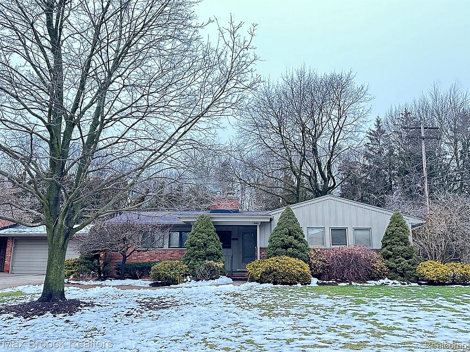 1st image of 1082 Stratford Ln