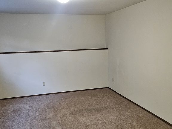 3rd image of 6520 23rd Ave NE APT 100