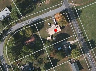300 Heyford Dr, Bristol, TN 37620