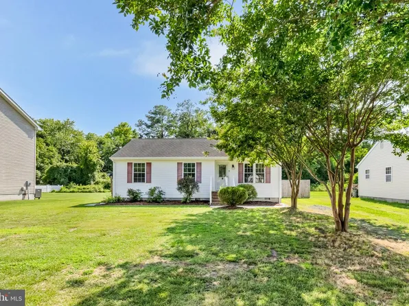 271 S Washington St, Snow Hill, MD 21863