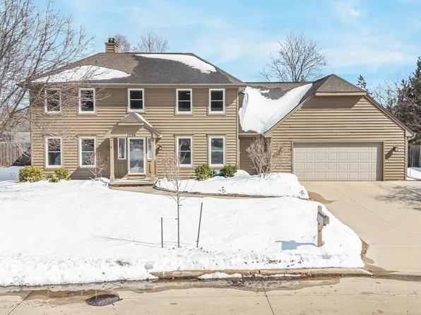 1734 S Rebecca Ln, Appleton, WI 54915