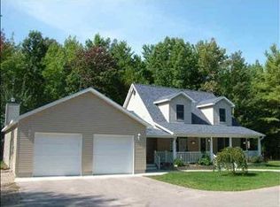 13175 Boulder Farm Dr, Charlevoix, MI 49720