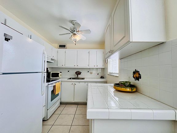 3rd image of 173 Dorchester H