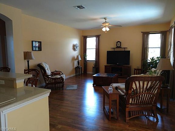 5th image of 4132 Olde Meadowbrook Ln