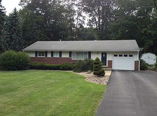 122 Linsdale Dr, Butler, PA 16001