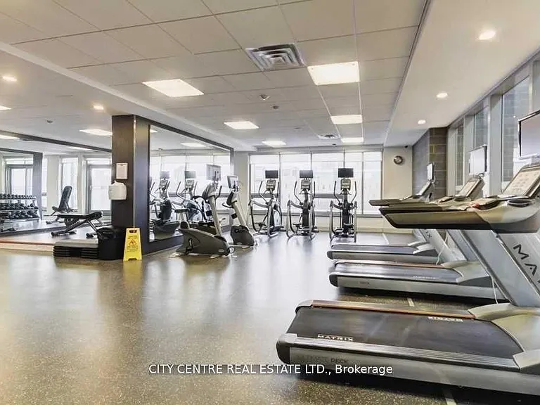 365 Prince Of Wales Dr #601 — Photo 33