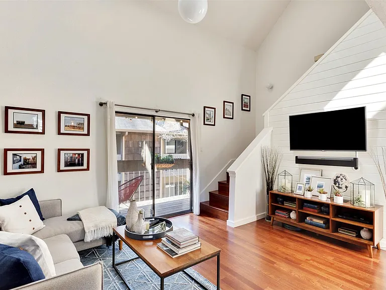 1411 Norwalk Ln #210 — Photo 6