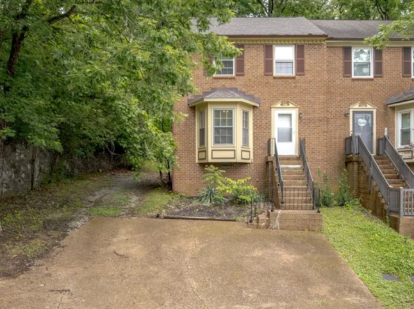 1034 Pleasant View Dr, Nashville, TN 37214