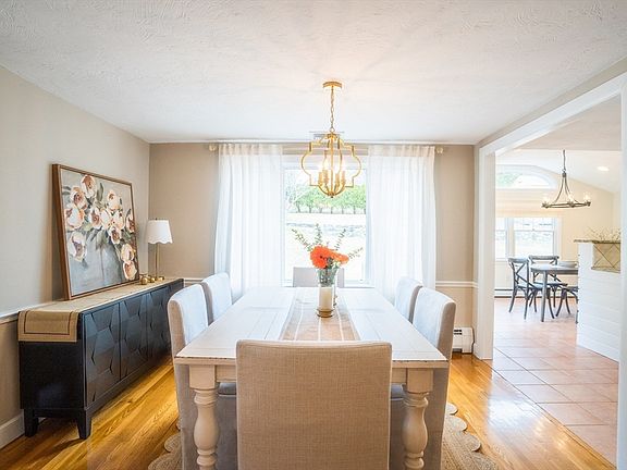 5th image of 38 Cranmore Ln