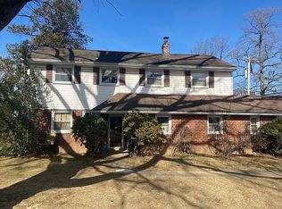 1400 Brierwood Rd, Havertown, PA 19083